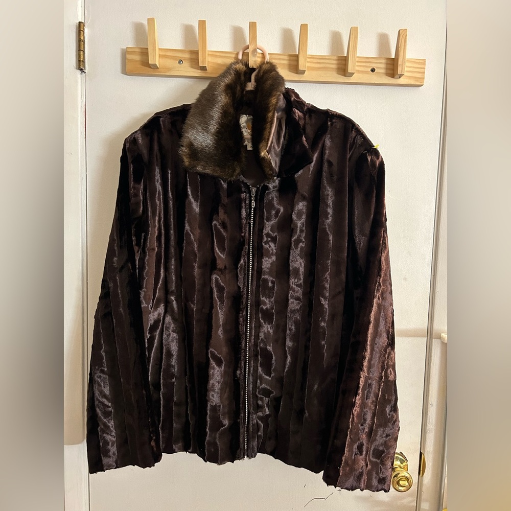 Ameri Mode Chocolate Brown Faux Fur Detachable Collar Rhinestone Women’s sz XL